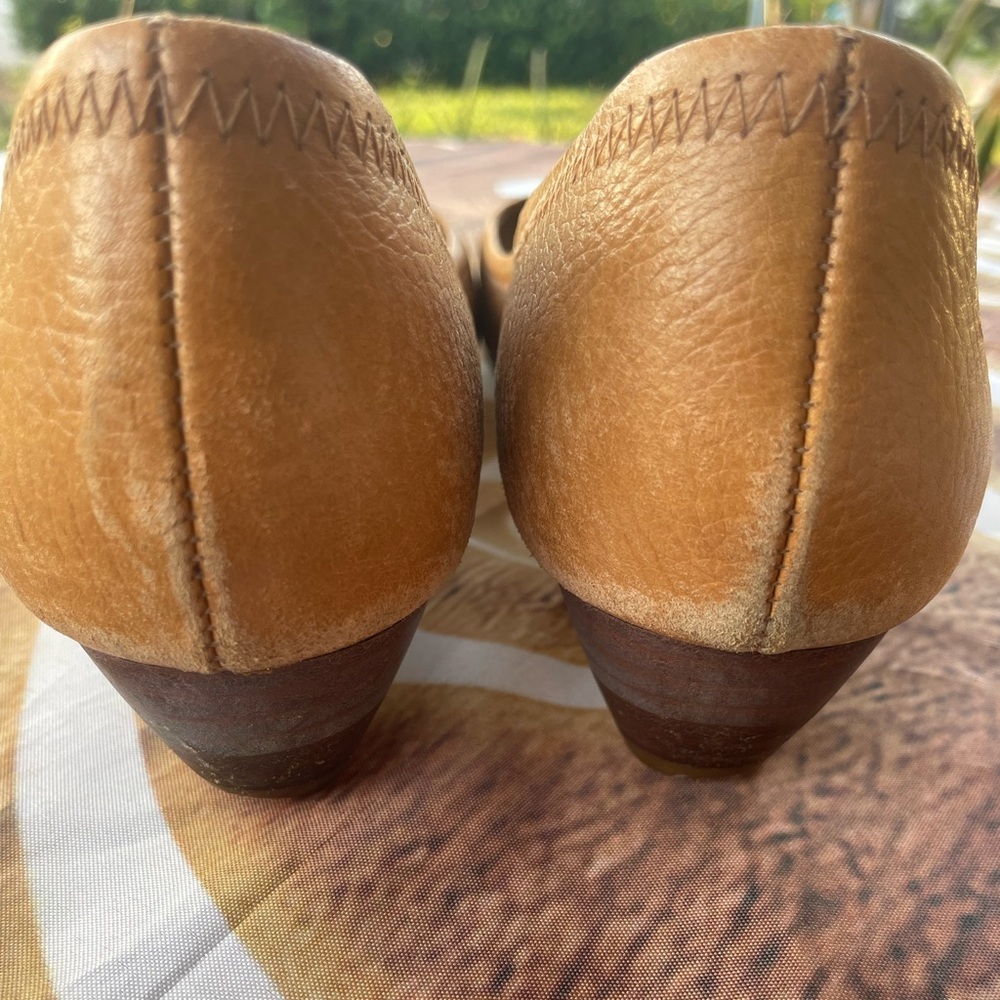 Tory Burch Leather heels - Picture 4 of 11